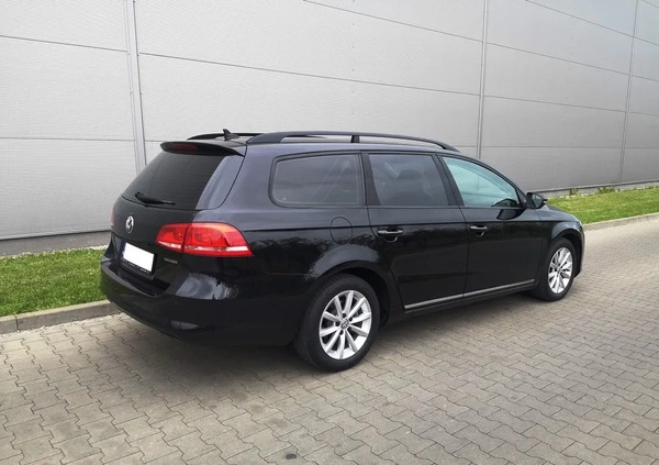 Volkswagen Passat cena 36700 przebieg: 127600, rok produkcji 2014 z Kutno małe 562